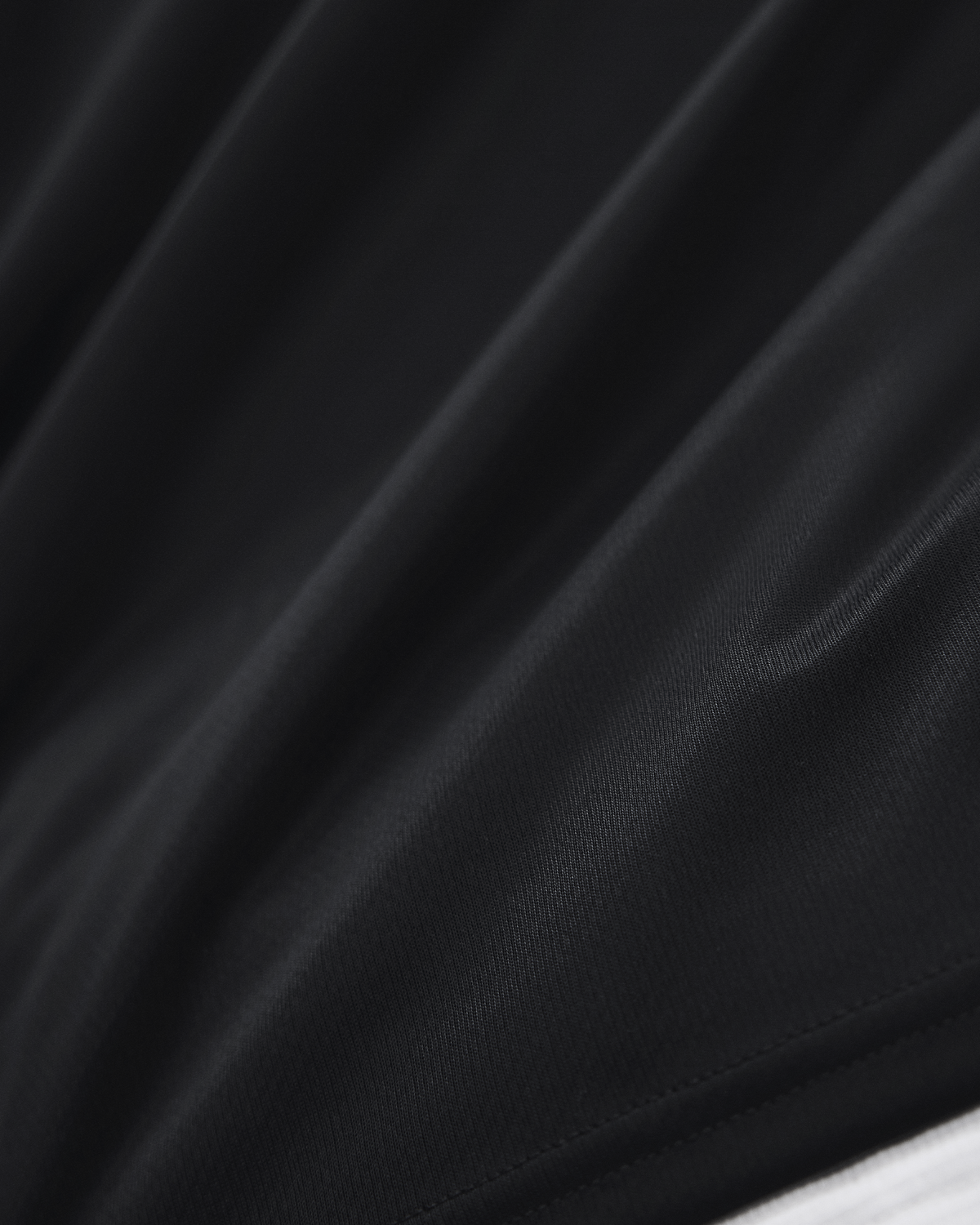 Men's On Running Core 1/4 Zip 1 Black — view 4