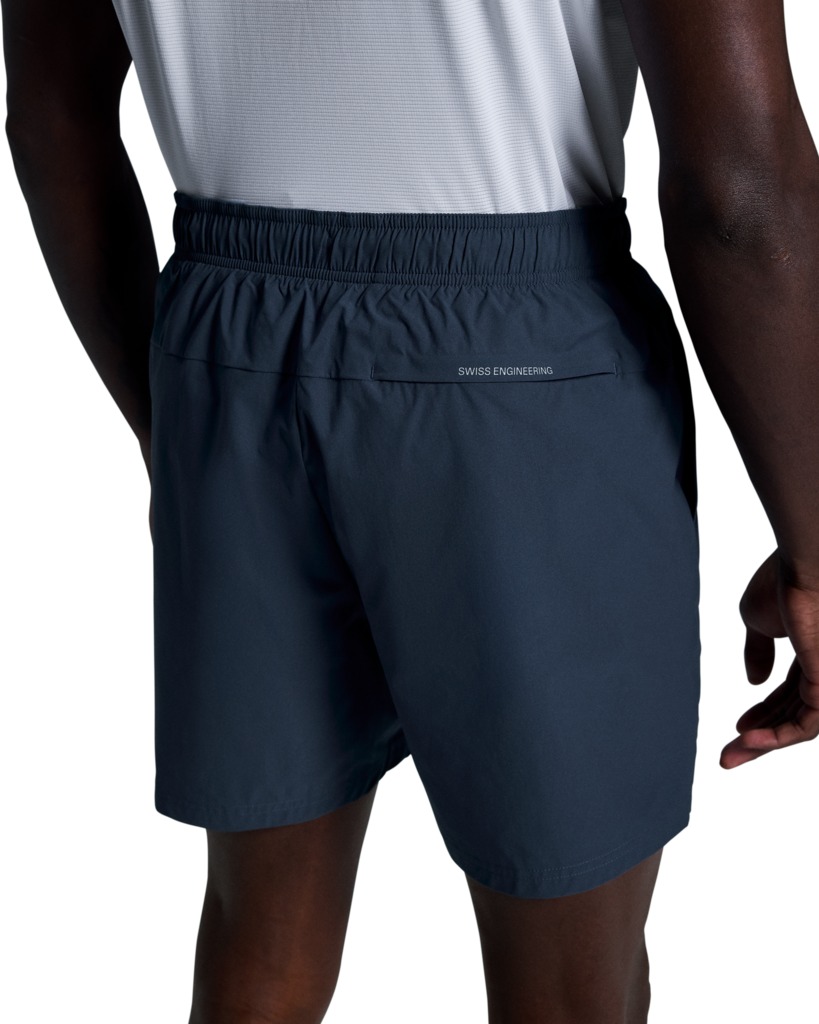 Men's On Running Midnight 7" Core Shorts — view 3