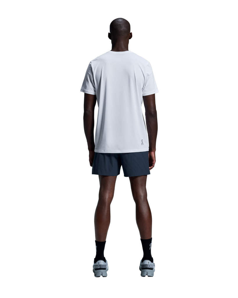 Men's On Running Midnight 7" Core Shorts — view 4