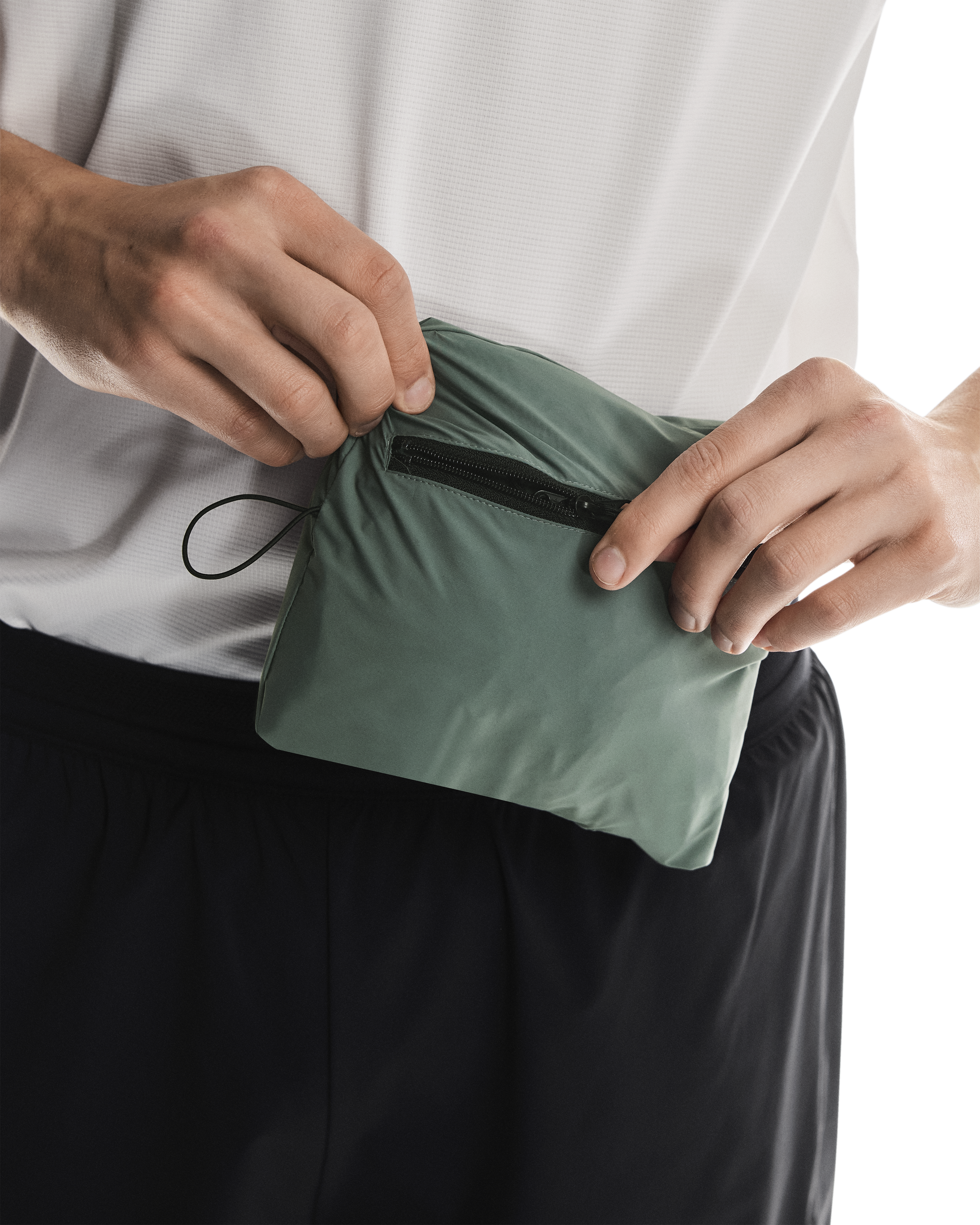 Men's On Running Spirulina Olive Weather Jacket — view 3