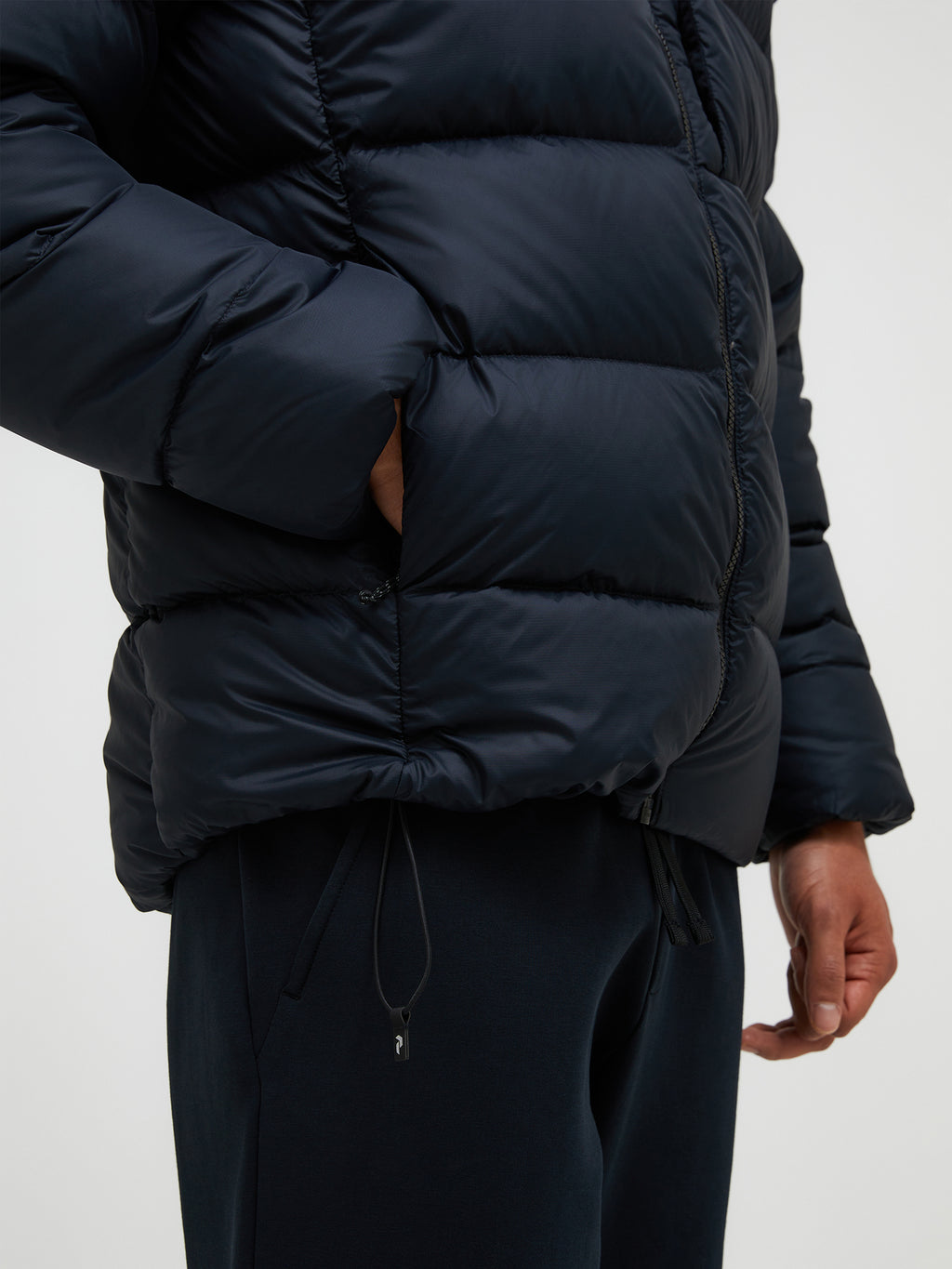 Men's Peak Performance Frost Down Puffer Jacket in Black — view 5