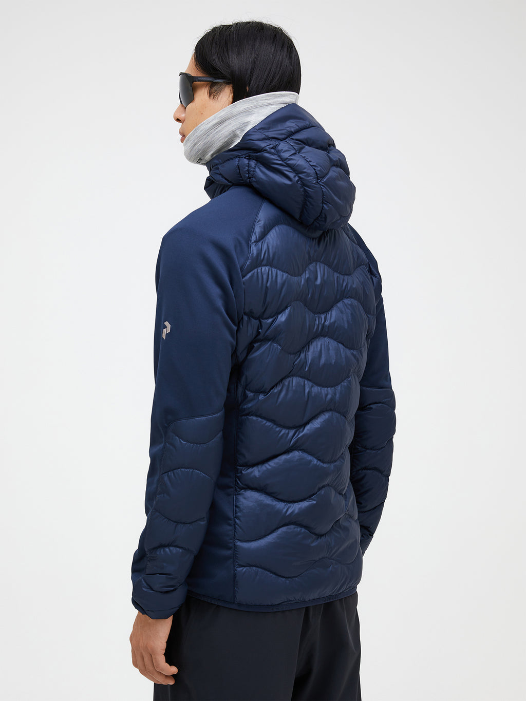 Men's Peak Performance Helium Down Hybrid Hood in Blue Shadow — view 8