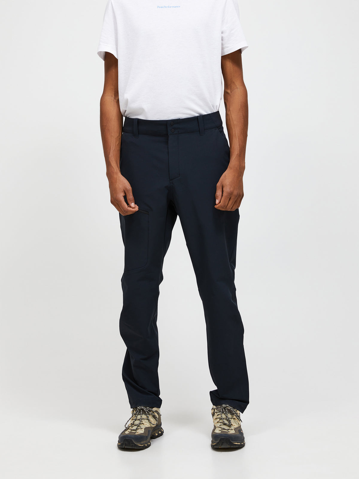Men's Peak Performance Scale Softshell Pants in Black — view 6