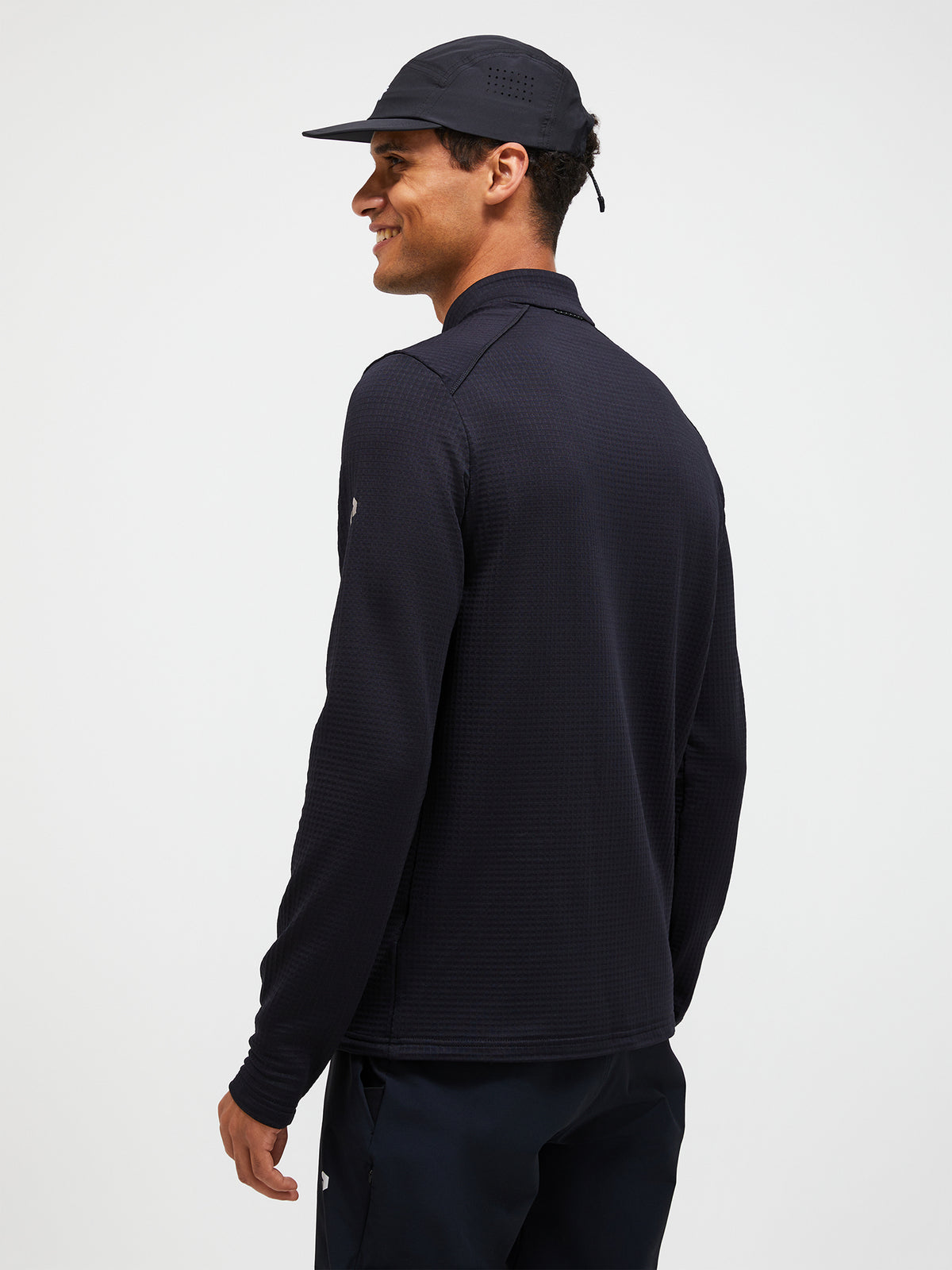 Men's Peak Performance Trail Polartec Half Zip in Black — view 5