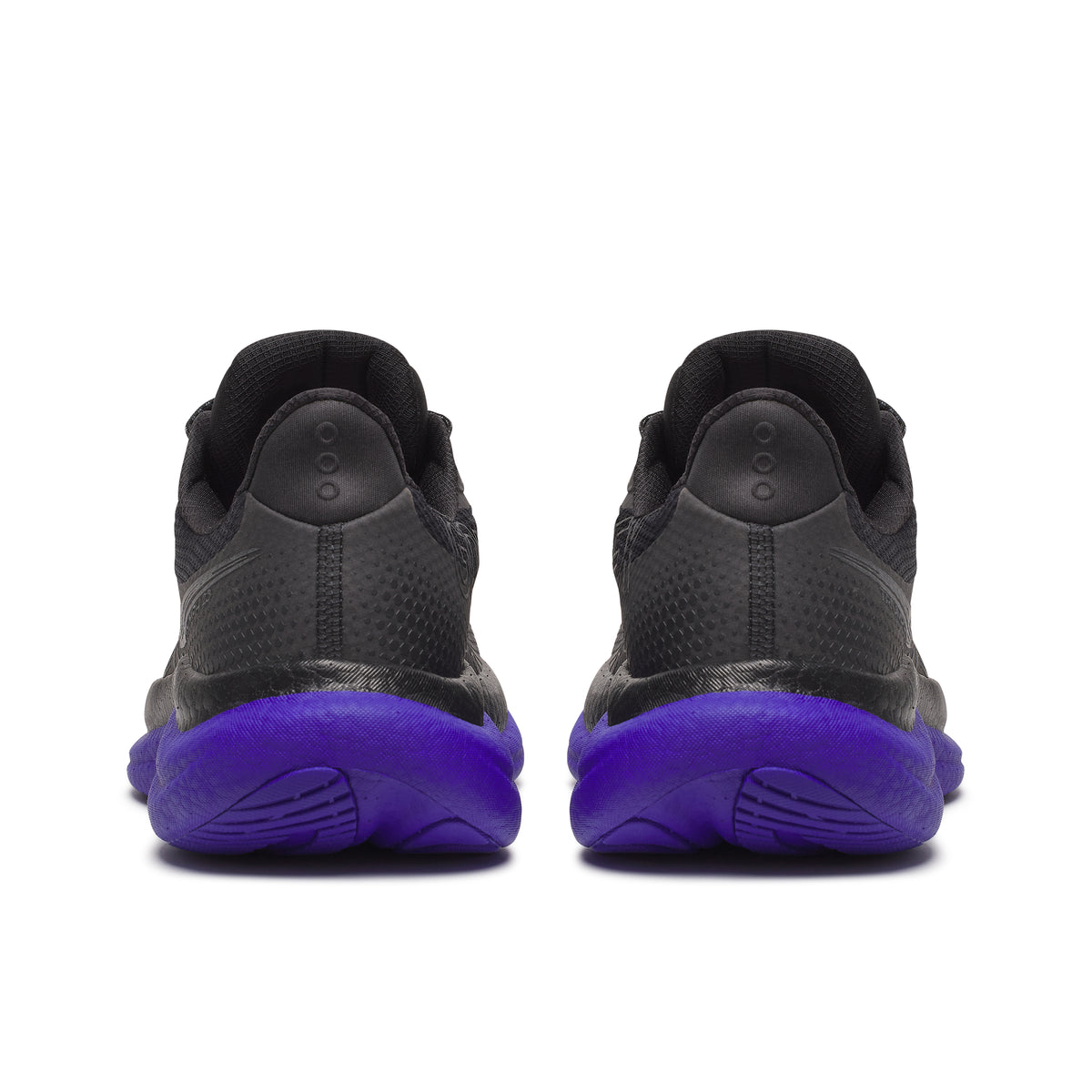 Men's Saucony Triumph 23 Gortex Black Regal Trainers — view 5