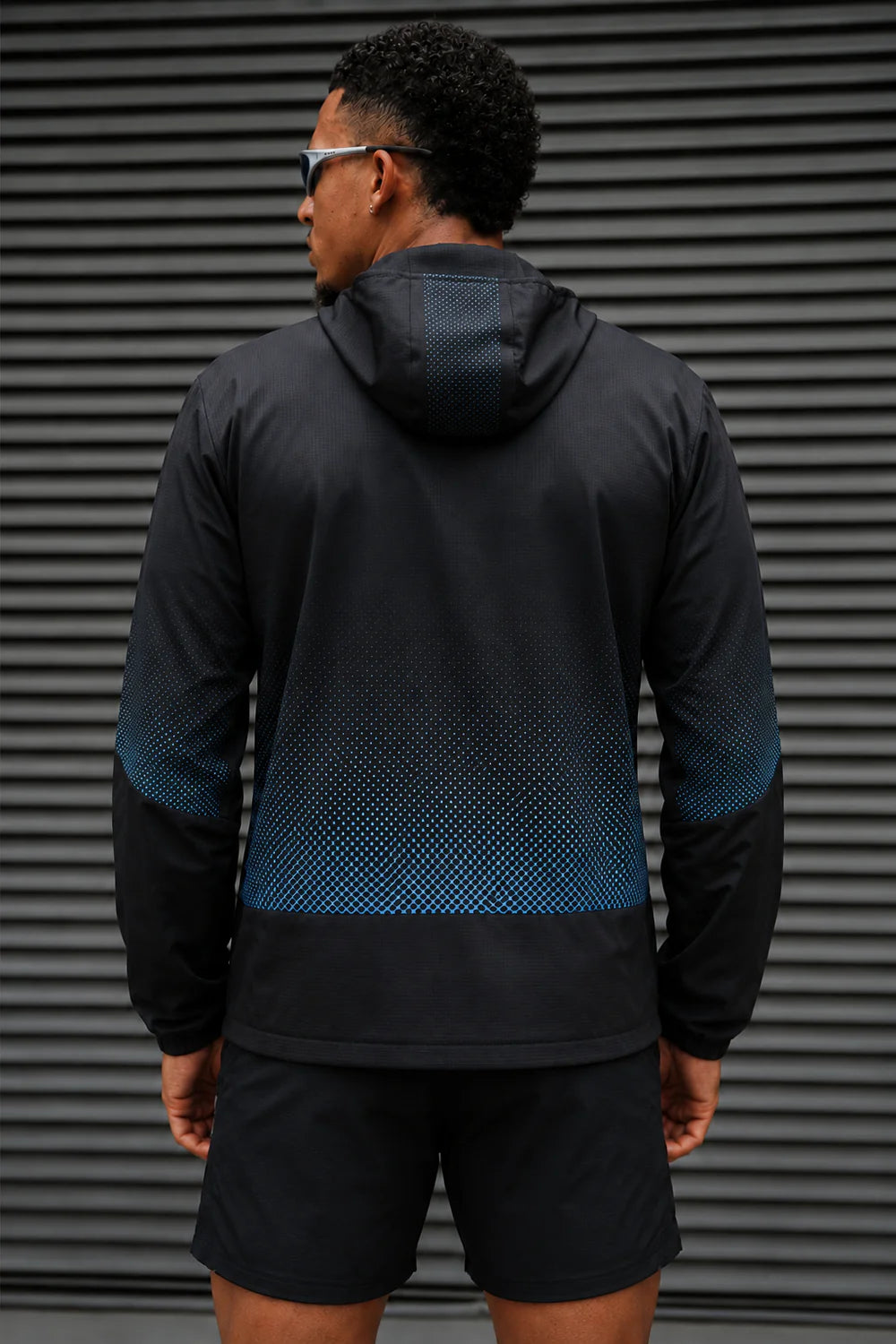 Mens Red Run Black Dynamic Performance Jacket & Dynamic Performance Shorts Set — view 2