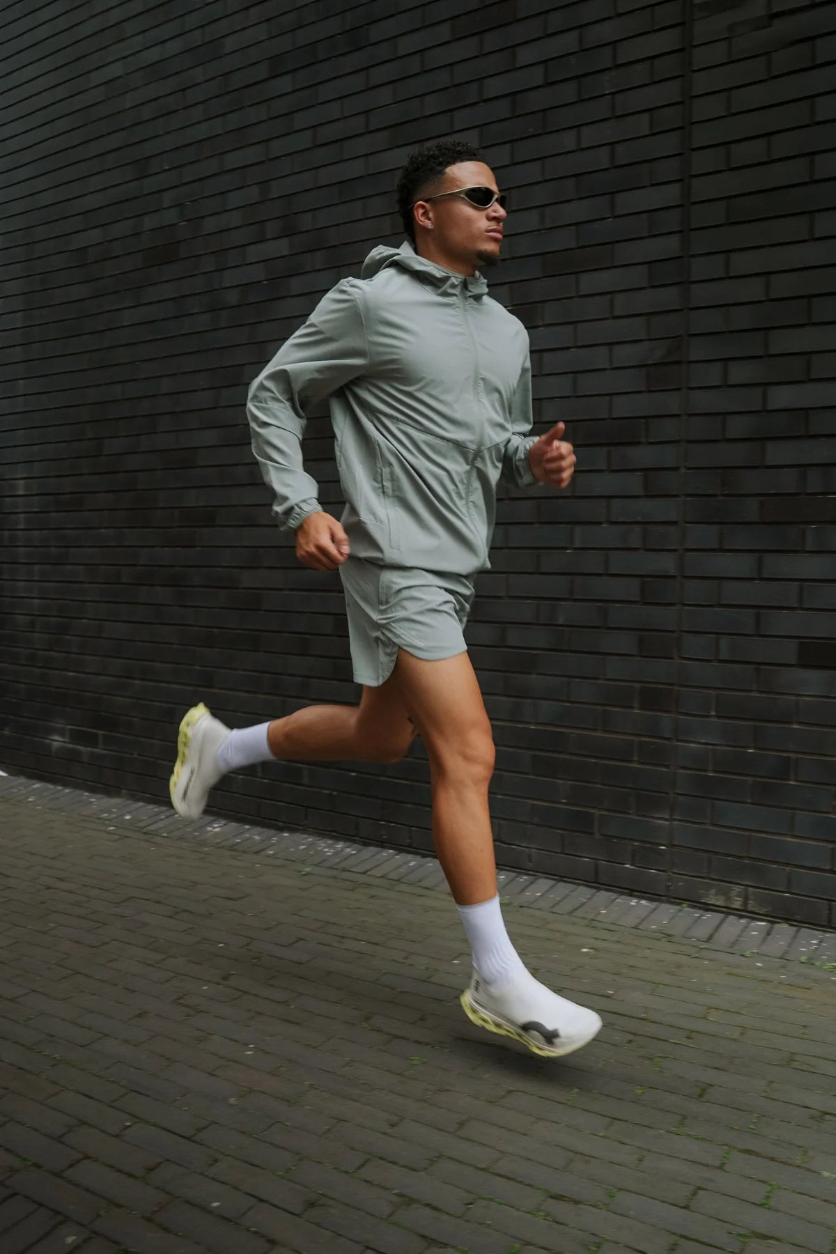 Mens Red Run Sage Dynamic Performance Jacket & Dynamic Performance Shorts Set