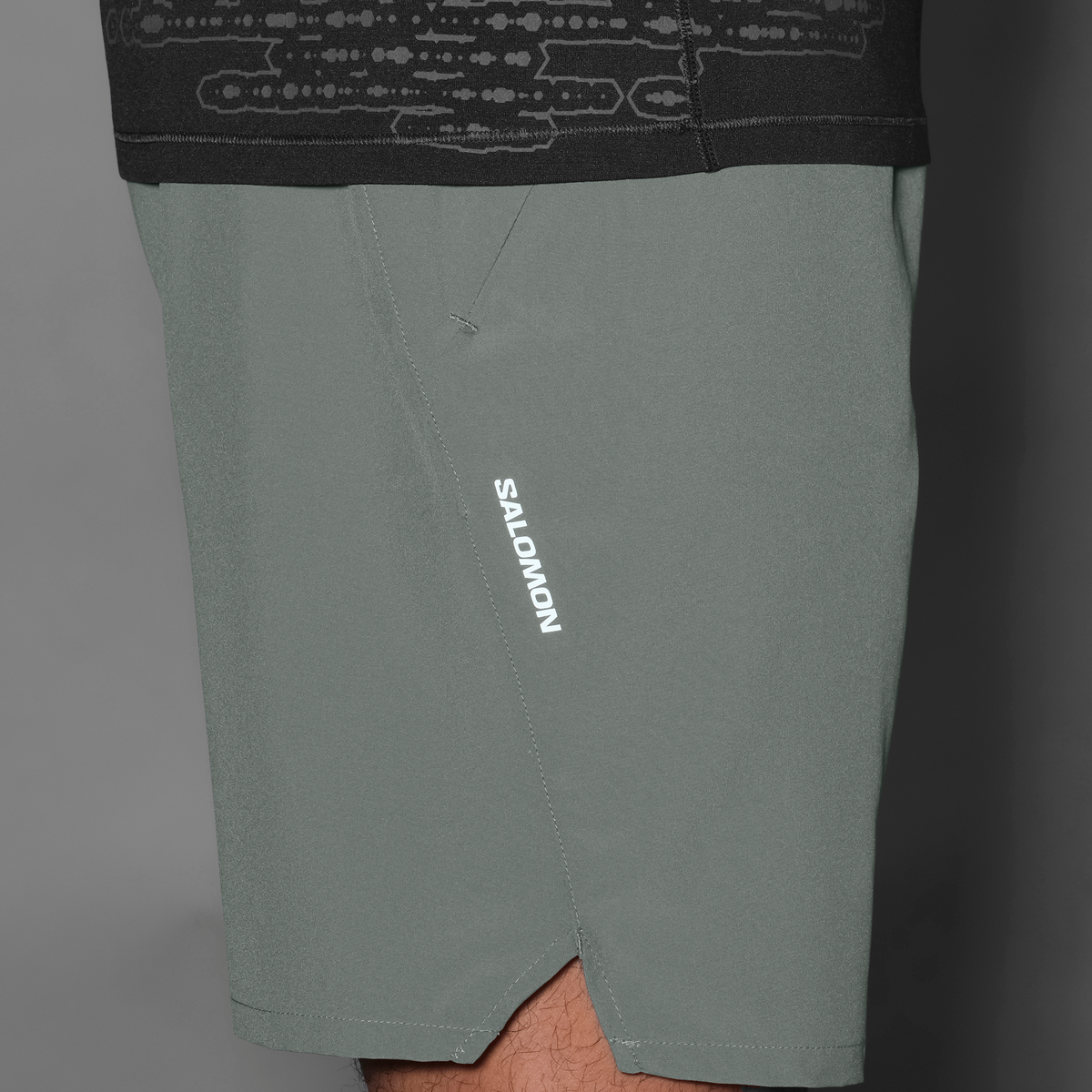 Mens Salomon SHKout C NO L SHTS 7'' Castor Gray Short — view 2
