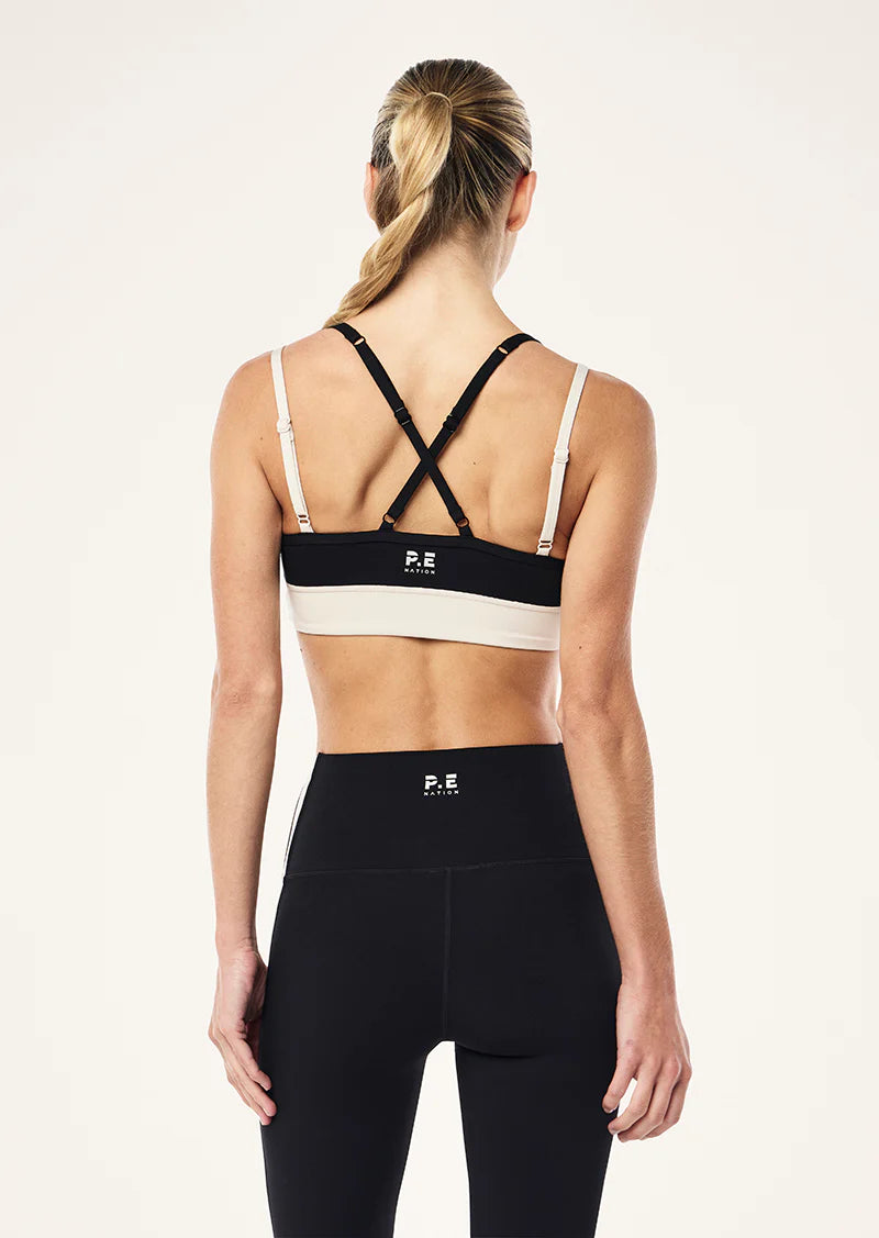 Women's Paramount Sports Bra & Highgate Leggings Set — view 6