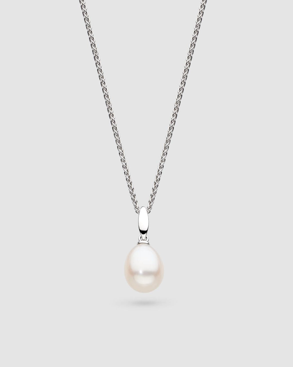 Revival Classic Pearl Necklace in sterling silver