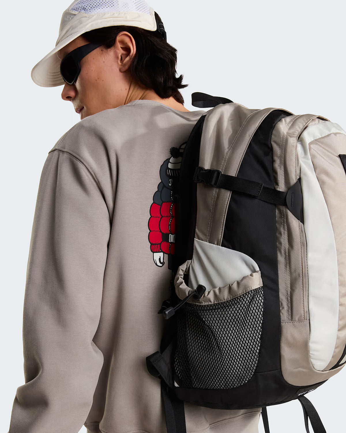 The North Face Gear Up Get Out Relaxed Crew Sweatshirt Stone Slab — view 4