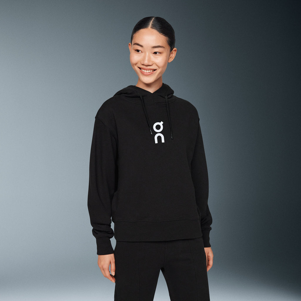 Women's On Running Club Hoodie in Black — view 7