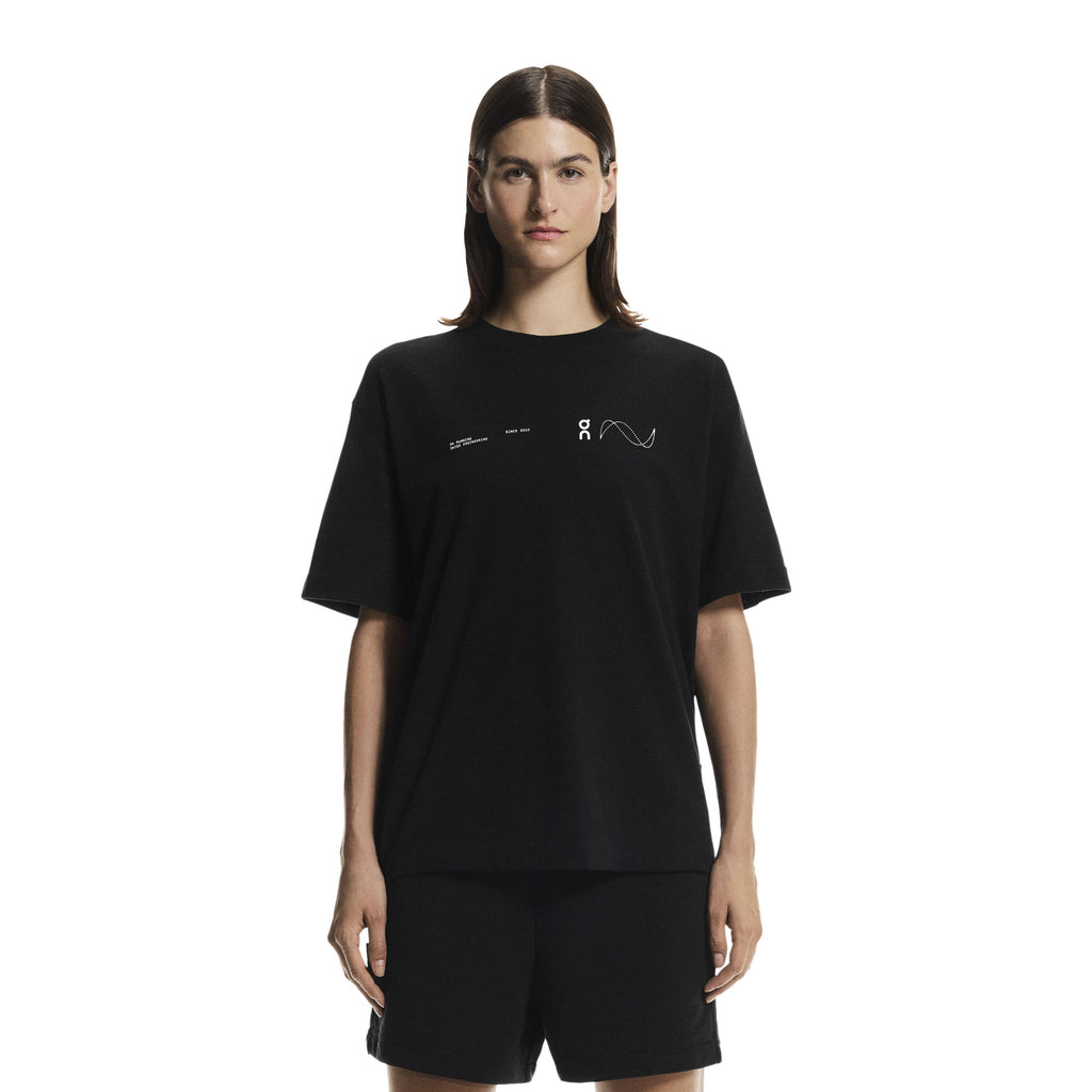 Women's On Running Club T-Avant Black — view 9