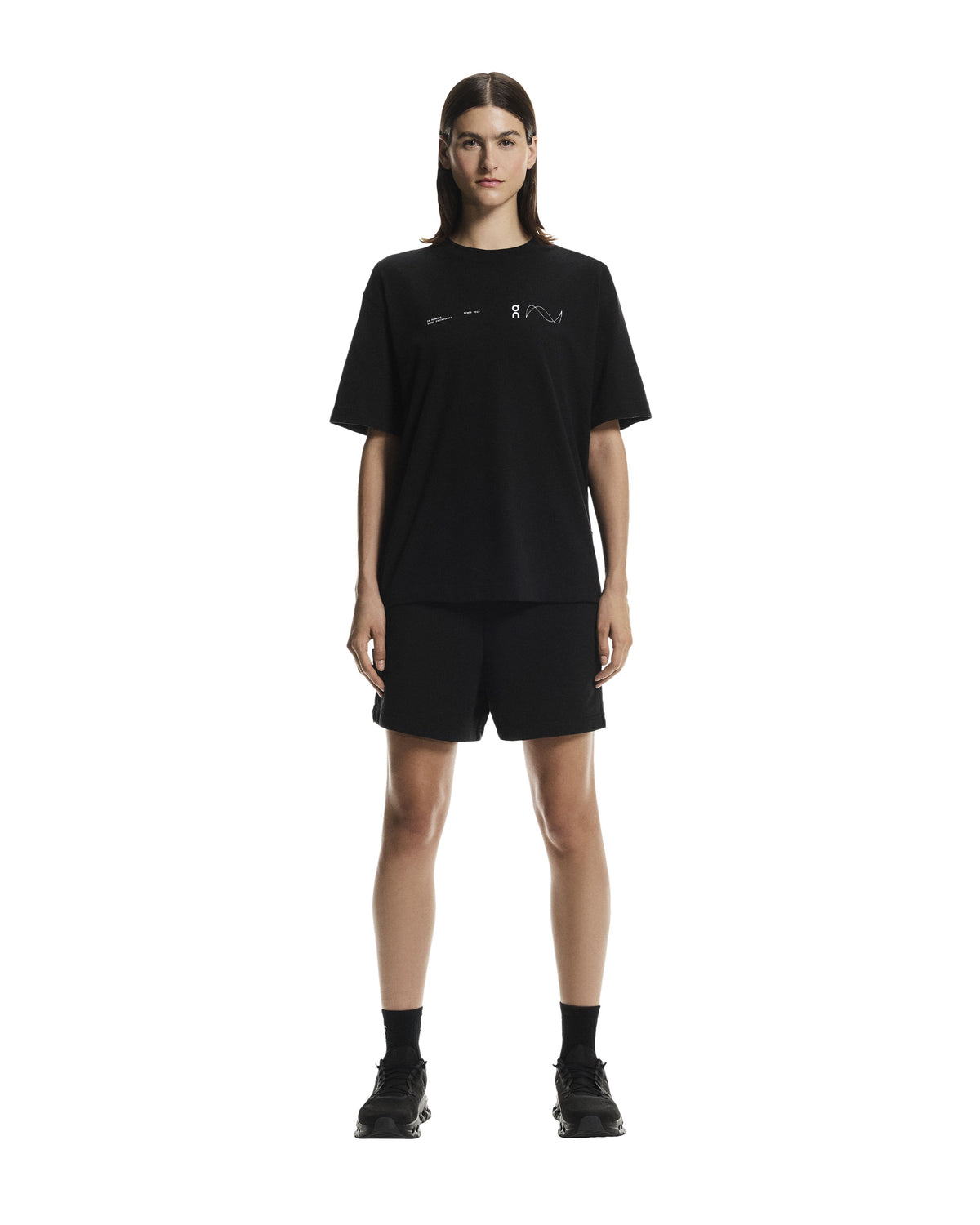 Women's On Running Club T-Avant Black — view 6