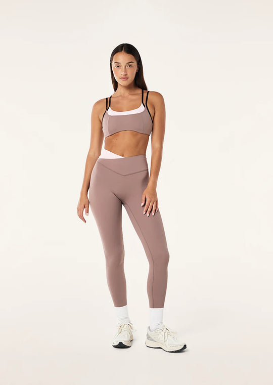 Women's P.E Nation Chalk Pink Distortion Sports Bra and Wander Leggings Set