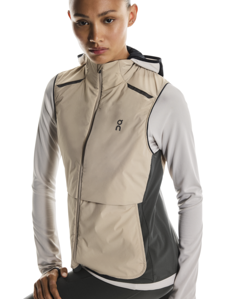 Women's On Running Weather Vest in Desert Eclipse