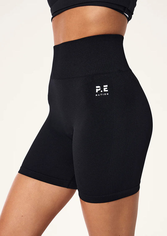 Women's P.E Nation Restore Seamless 5" Shorts in Black