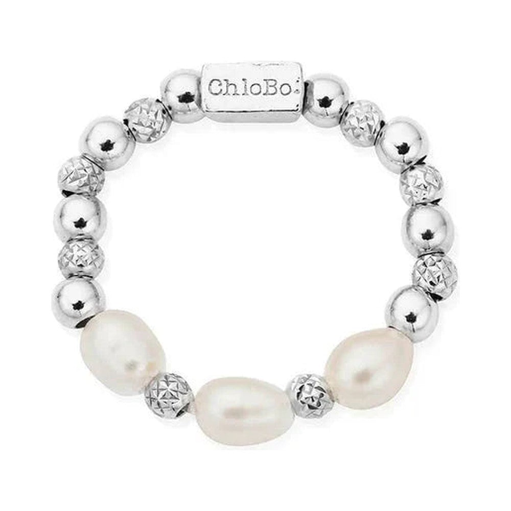 ChloBo silver ring featuring three lustrous pearls, alternating with sparkle beads & ChloBo logo bead. Elasticated ring.