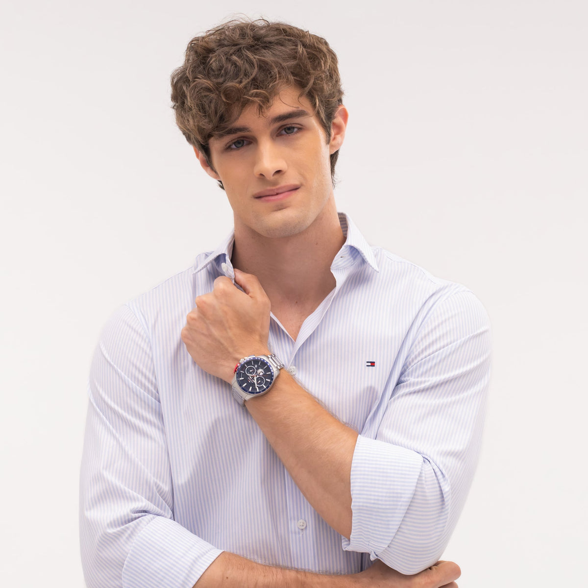 Tommy Hilfiger Men's Bank Blue Dial Bracelet Watch 1792261 — view 6