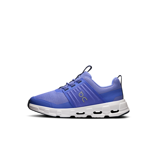 on running kids trainer in blue on a white background