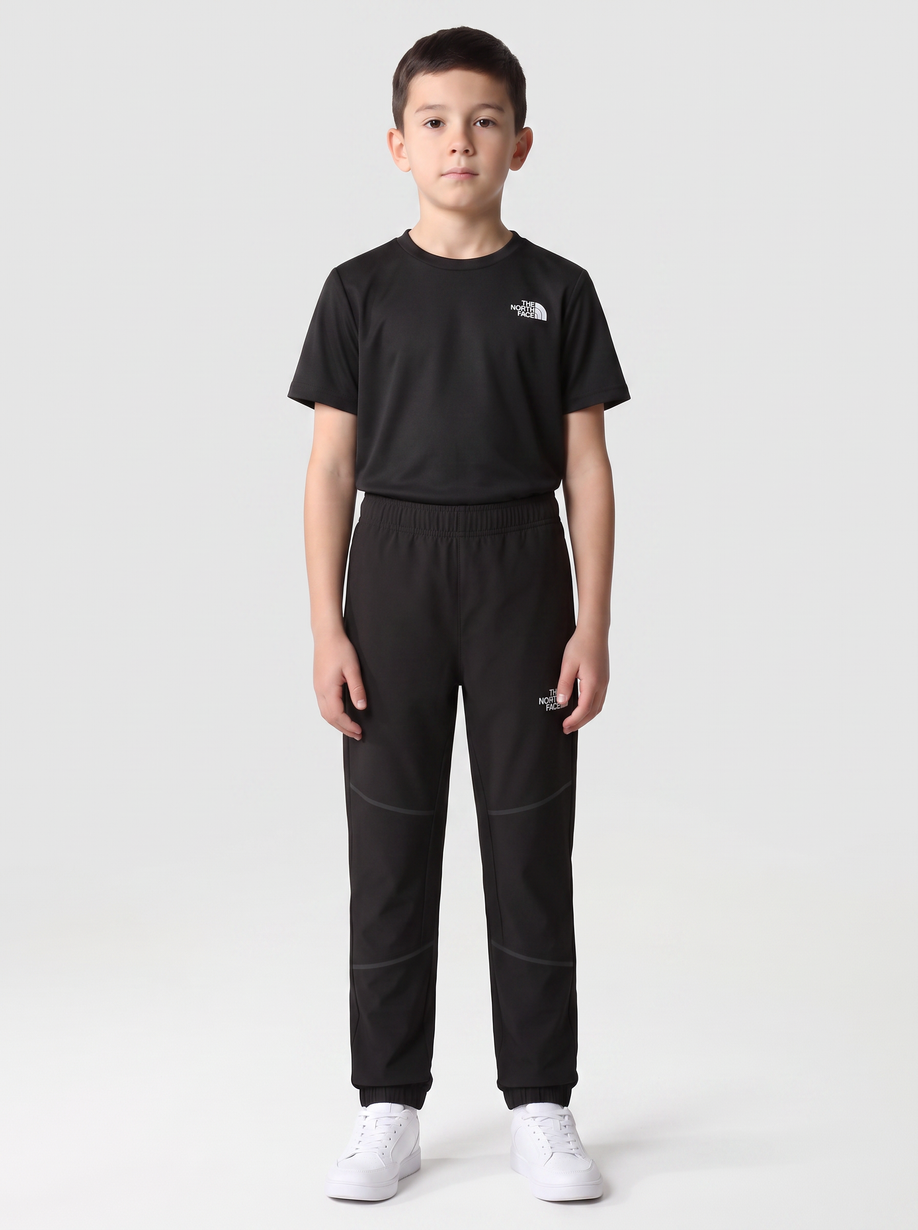 Boys The North Face Teen Monument Woven Black Trousers — on model