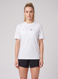 Women's On Running Club T-Avant White — on model