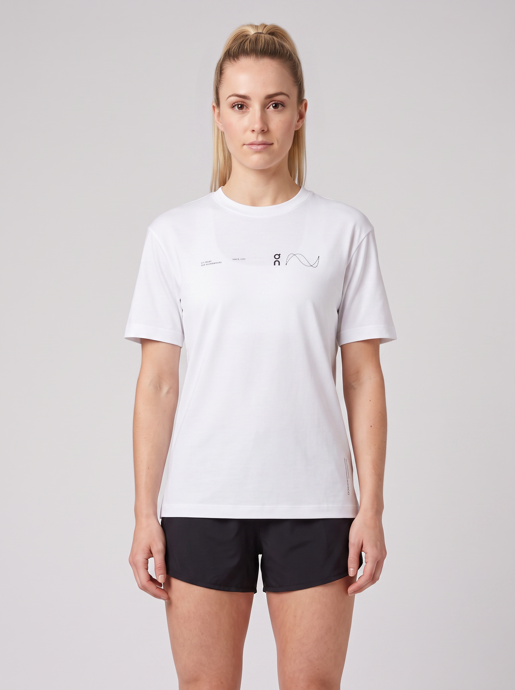 Women's On Running Club T-Avant White — on model