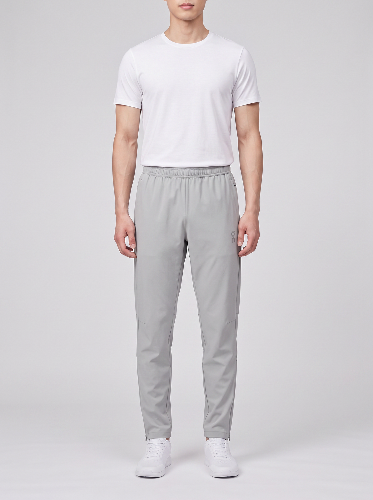 Men's On Running Core Pants 1 Apollo — on model
