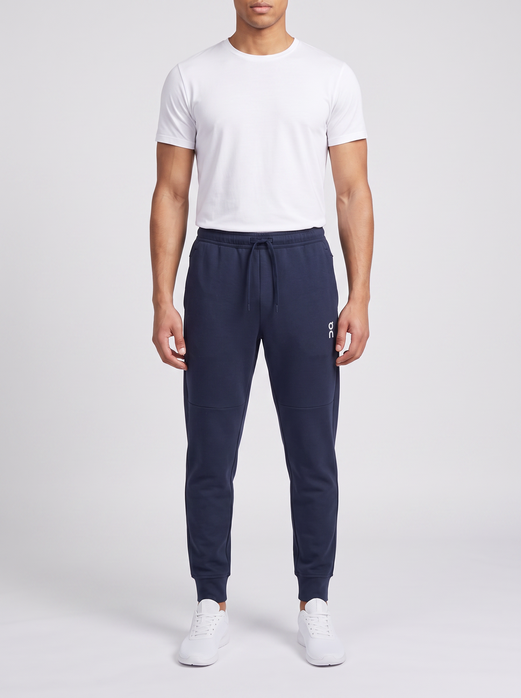 Men's On Running Navy Focus Tech Sweatpants — on model