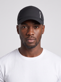 Unisex Salomon Black Shkout Cap — on model