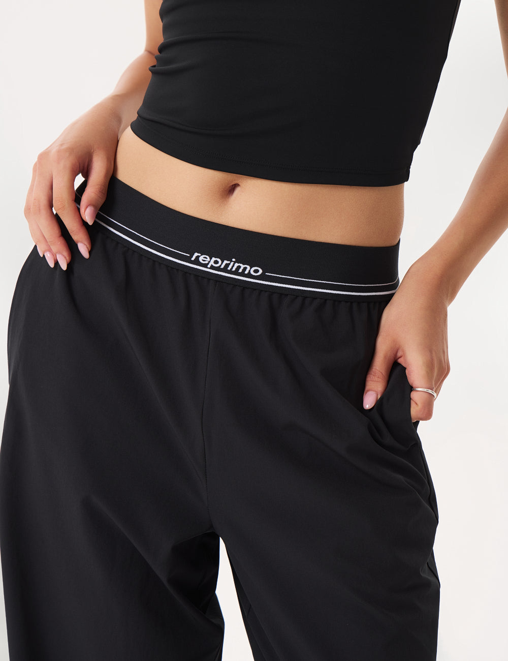 Women's Reprimo Contour Trouser in Black