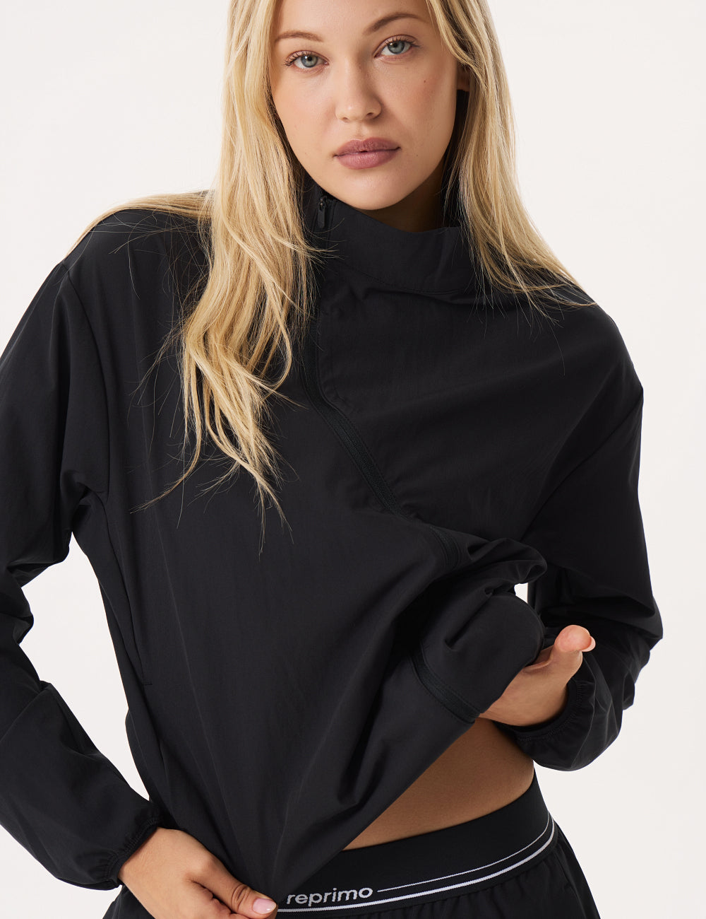 Women's Reprimo Contour Asymmetric Jacket in Black