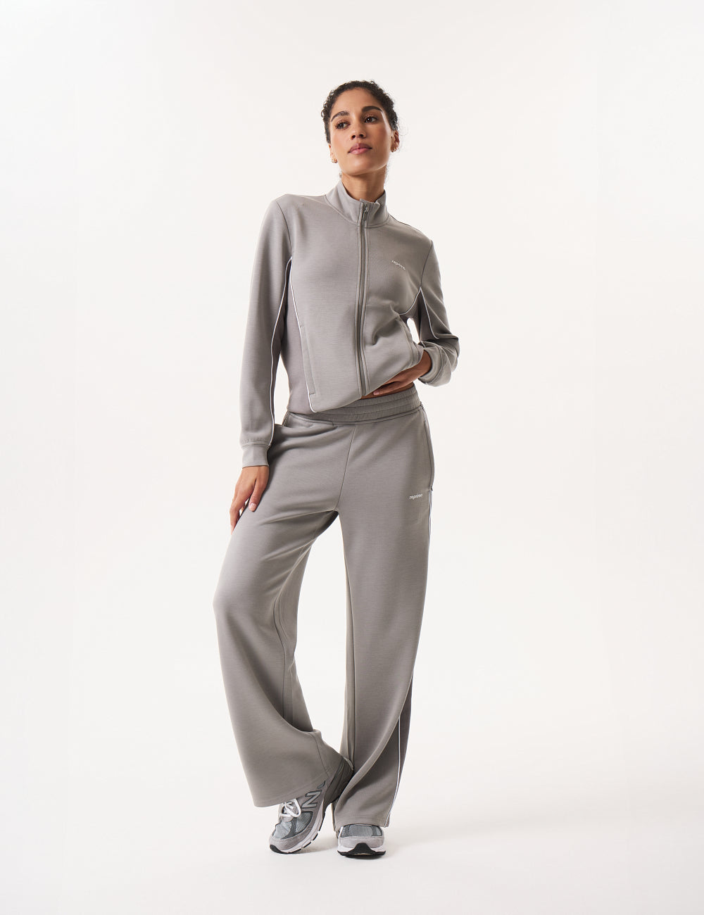 Women's Reprimo Nelo Pant in Ghost / Dove