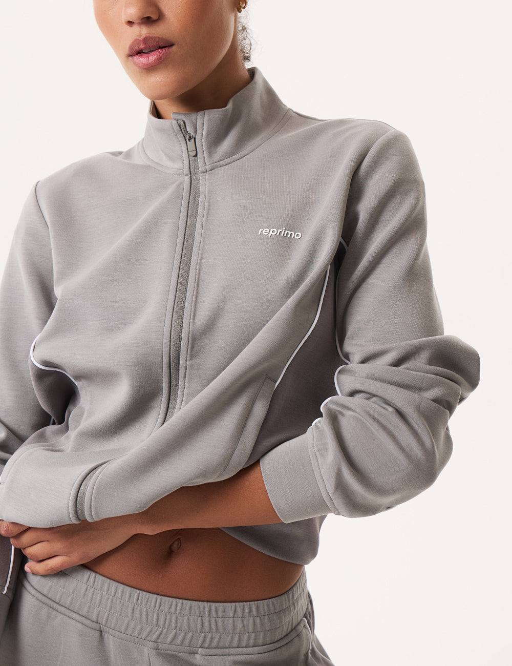 Women's Reprimo Nelo Jacket in Ghost / Dove