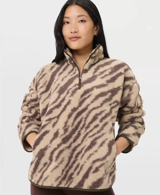 Women's Sweaty Betty New Plush Half Zip - Beige Linear Texture Print