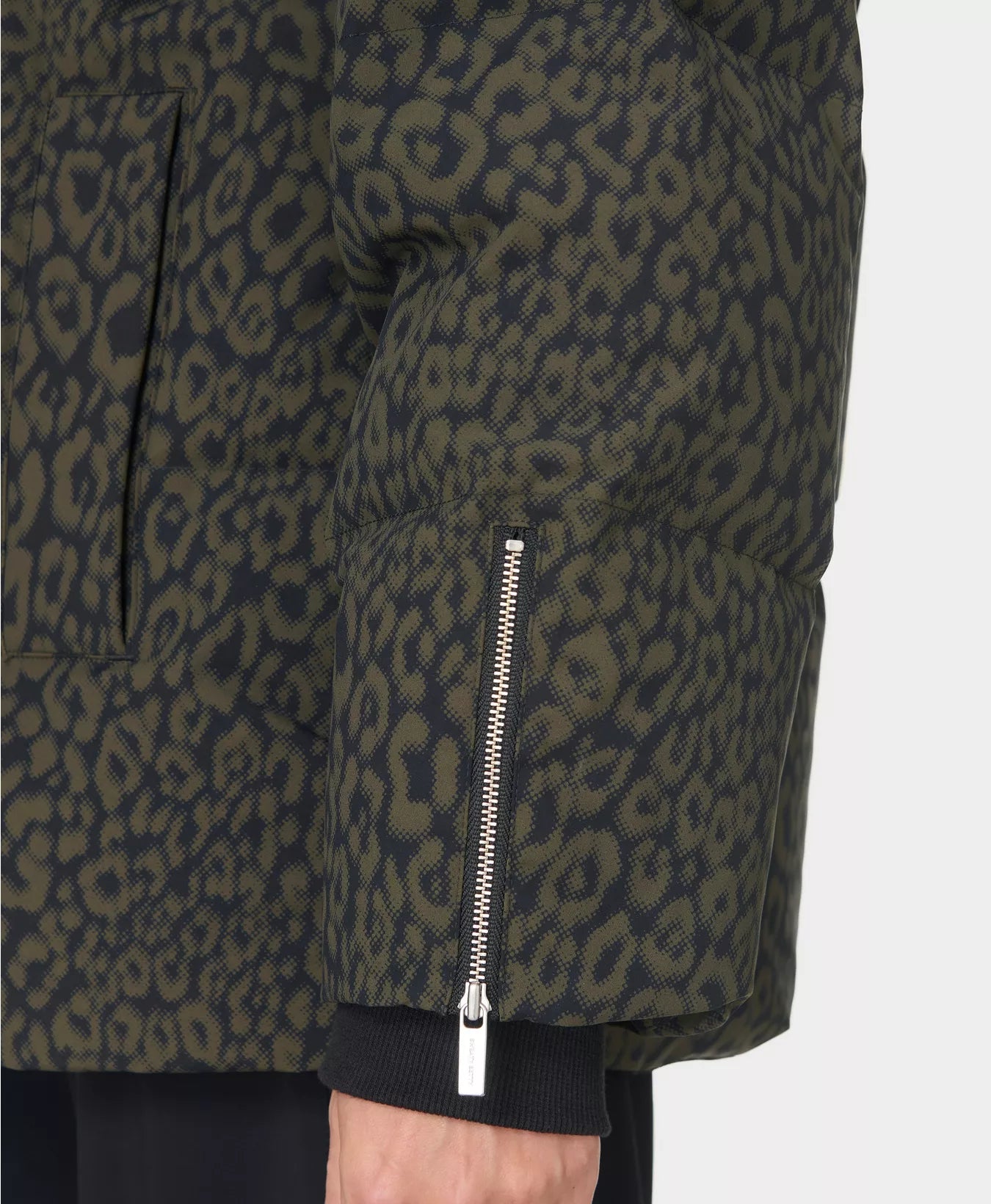 Women's Sweaty Betty Nimbus CloudWeight Short Puffer -Green Leopard Print — view 6