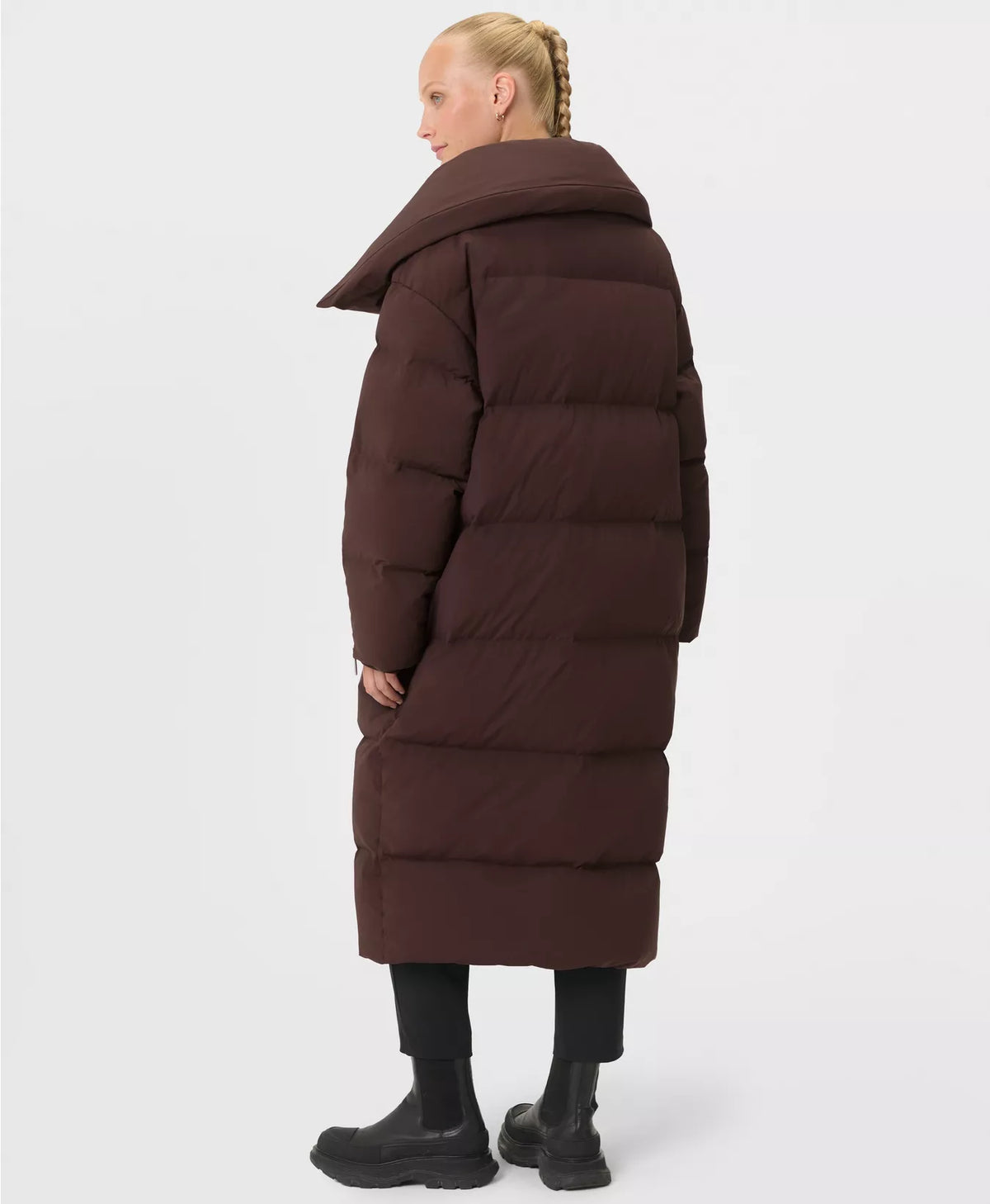 Women's Sweaty Betty Nimbus CloudWeight Longline Puffer - Sable Brown — view 4