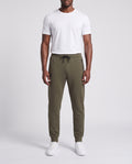 Men's On Running Focus Tech Sweatpants 1 Bark — on model