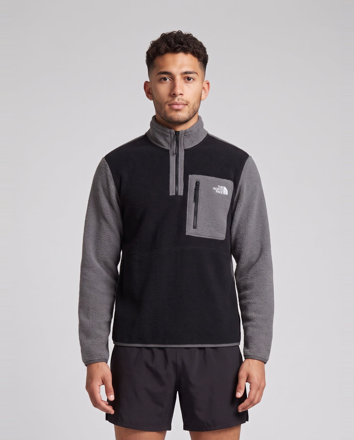 Men's The North Face Yumiori 1/4 Zip Fleece TNF Black Smoked Pearl — on model