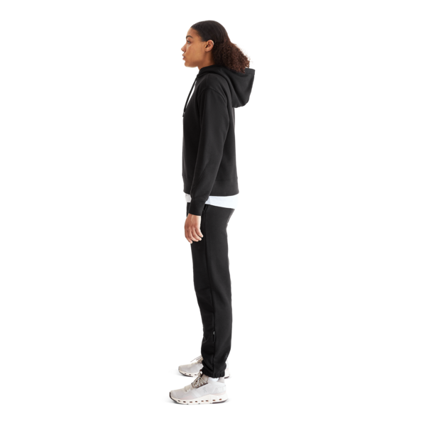 Women's On Running Club Hoodie in Black — view 5