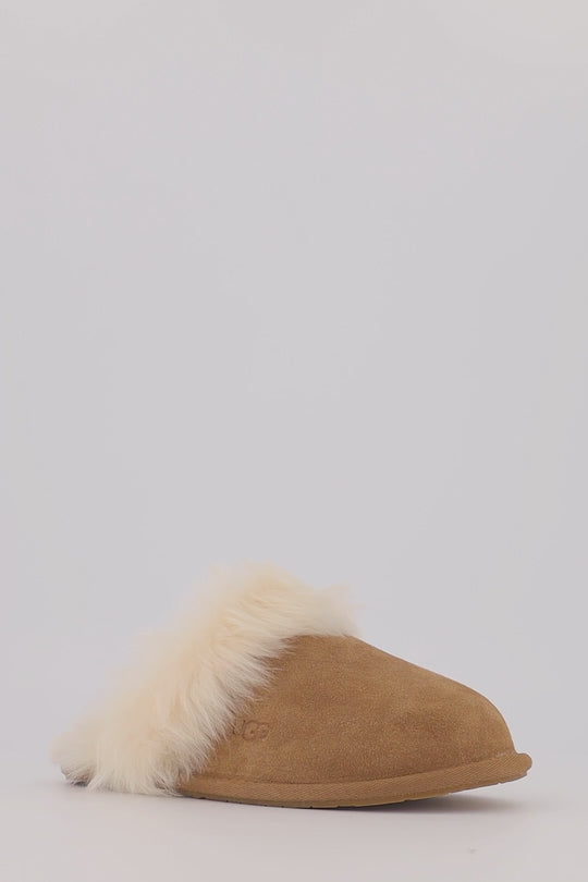 Women's UGG Chestnut Scuff Sis Slipper